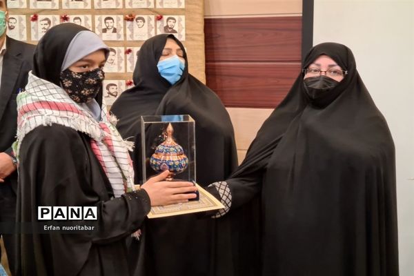 آیین بزرگداشت روز شهدا در منطقه ۱۳