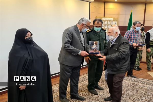 آیین بزرگداشت روز شهدا در منطقه ۱۳