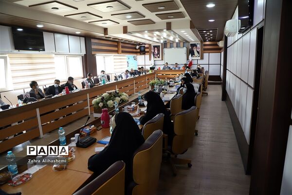 نشست هم‌اندیشی مراکز دارالقرآن الکریم معین حفظ قرآن