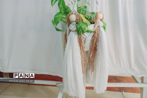 برگزاری بازارچه کسب و کار دانش‌آموزی در دبیرستان شهید زهره‌وند شهرستان قرچک