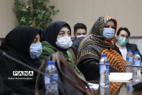 نشست خبری رئیس دانشگاه علوم‌ پزشکی تبریز