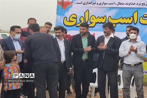 برگزاری اولین دوره مسابقات اسب‌سواری در شهرستان امیدیه