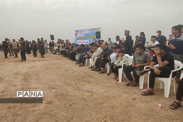 برگزاری اولین دوره مسابقات اسب‌سواری در شهرستان امیدیه