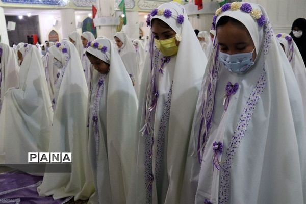 جشن تکلیف دانش‌آموزان دختر پایه سوم ابرکوه