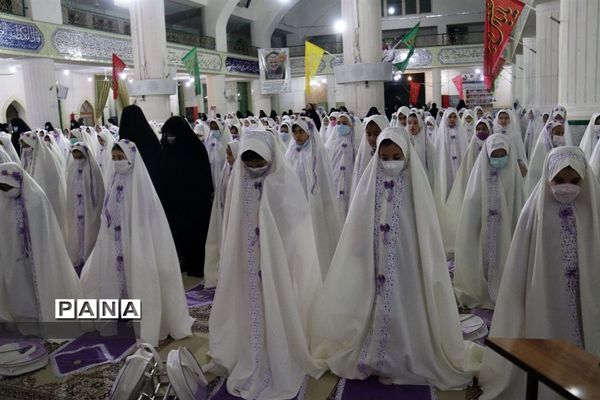 جشن تکلیف دانش‌آموزان دختر پایه سوم ابرکوه