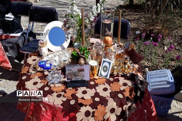 مسابقه هفت‌سین نوروزی در کاروانسرای حاج کمال شهرستان رباط‌کریم