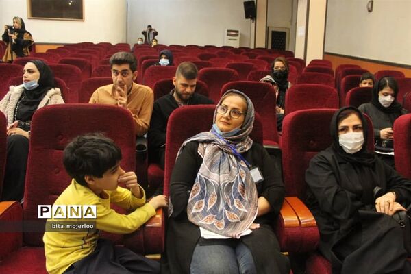 نشست بزرگداشت حکیم نظامی گنجوی در گلوگاه
