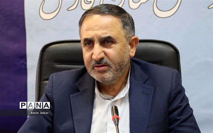 احمدی لاشکی: در رتبه‌بندی معلمان به دنبال کیفی سازی آموزش و پرورش هستیم