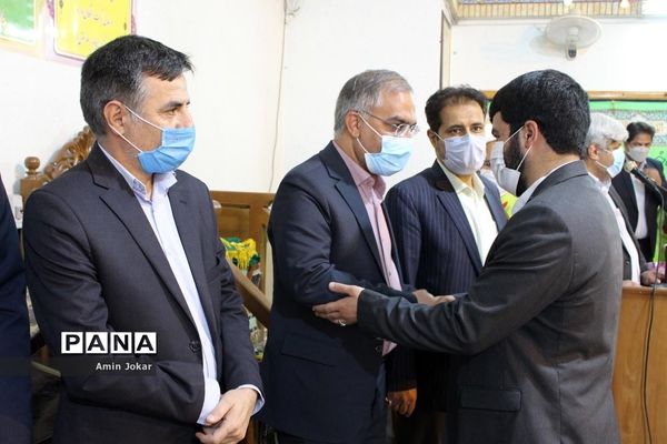 مراسم تکریم و معارفه روسای جدید و قدیم سازمان دانش‌آموزی فارس