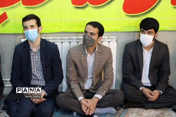 مراسم تکریم و معارفه روسای جدید و قدیم سازمان دانش‌آموزی فارس