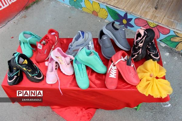 چهاردهمین رزمایش کمک‌های مومنانه بسیج فرهنگیان و دانش‌آموزی ناحیه دو شهر ری