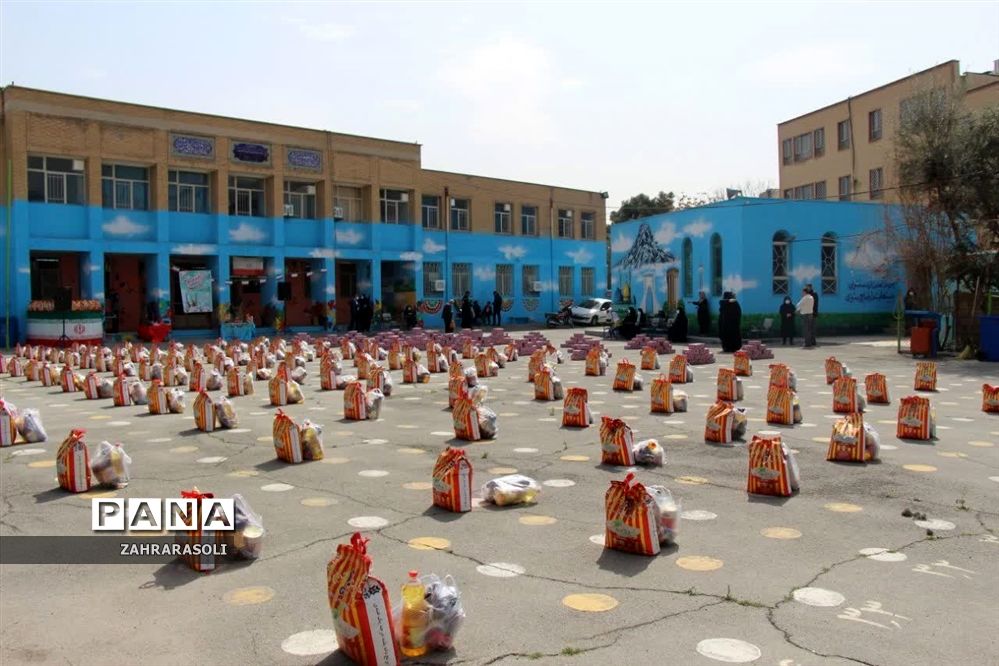 چهاردهمین رزمایش کمک‌های مومنانه بسیج فرهنگیان و دانش‌آموزی ناحیه دو شهر ری