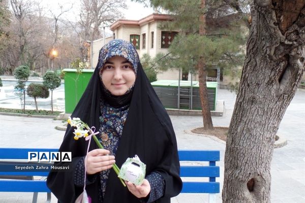 پویش «حال خوب» توسط دانش آموزان منطقه ۱۳ در بوستان قیطریه