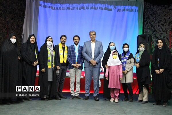 مراسم سپاس و قدردانی از زحمات مدیرسازمان دانش‌آموزی استان خراسان جنوبی