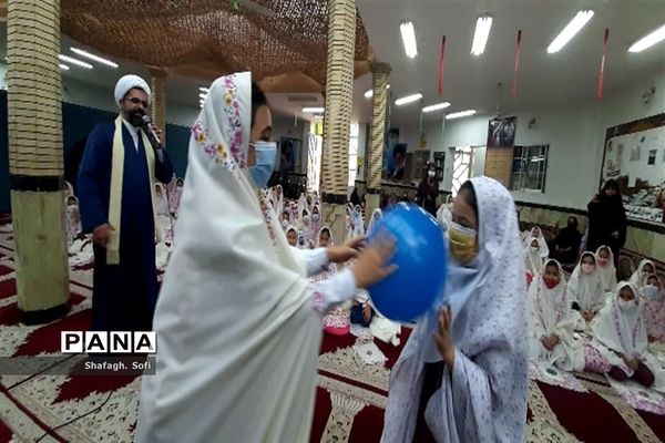 برگزاری جشن تکلیف دانش‌آموزان دختر و پسر در امیدیه
