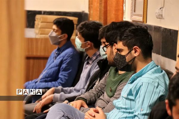 تجلیل از نقش‌آفرینان نمایشگاه مدرسه انقلاب شهرستان قدس