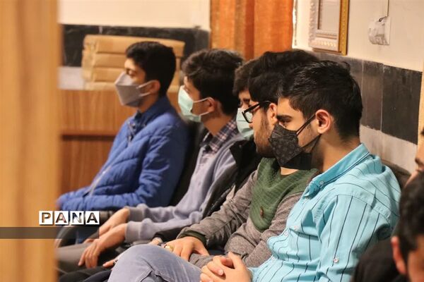 تجلیل از نقش‌آفرینان نمایشگاه مدرسه انقلاب شهرستان قدس