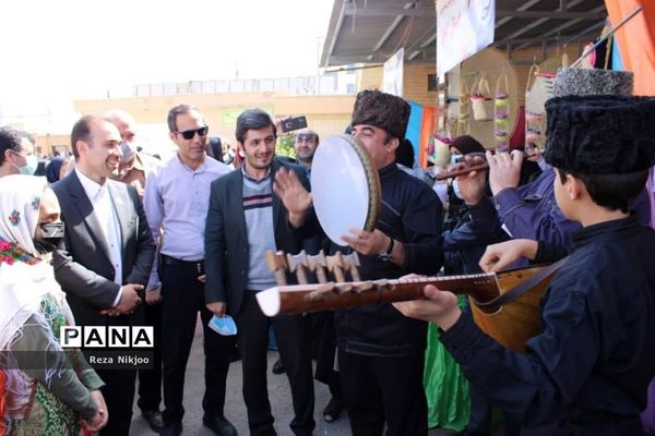 استقبال بی‌نظیر بهارستانی‌ها از جشنواره استان شناسی