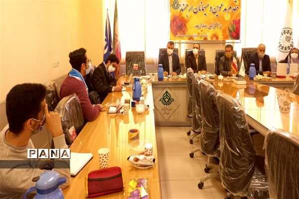 بازدید معاون پرورشی و فرهنگی اداره‌کل آموزش و پرورش استان اصفهان از سازمان دانش‌آموزی استان اصفهان