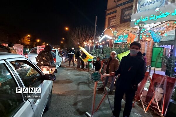 آماده‌سازی خیابان‌های شهر برای جشن بزرگ نیمه شعبان