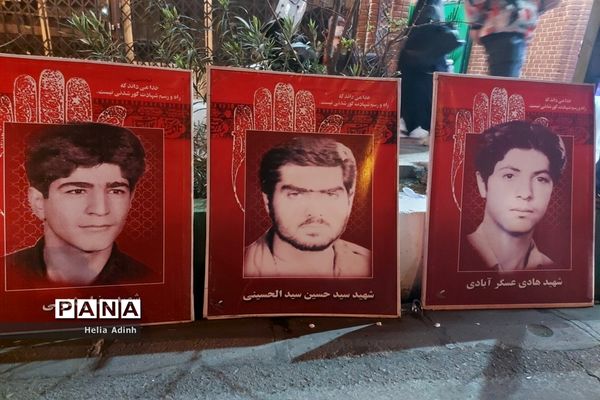 آماده‌سازی خیابان‌های شهر برای جشن بزرگ نیمه شعبان