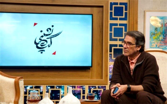 گفت‌وگوی فرهاد جم با 12 مرد سیاست