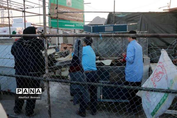 جلوه‌های شادی و سرور در مسیر پیاده روی جمکران -1