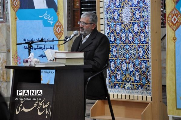 مراسم احیای شب نیمه شعبان در حرم سید علاءالدین حسین (ع) در شیراز