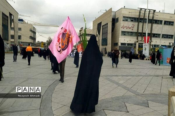 اجتماع دانش‌آموزی مهدی یاوران در مشهد