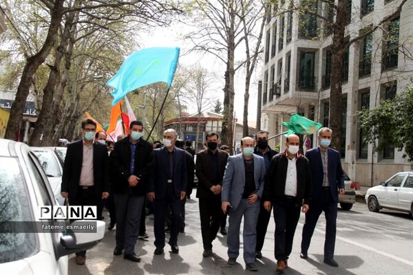 راهپیمایی دانش‌آموزی مهدی یاوران به مناسبت نیمه شعبان در ساری