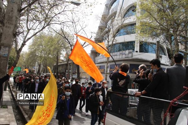 راهپیمایی دانش‌آموزی مهدی یاوران به مناسبت نیمه شعبان در ساری