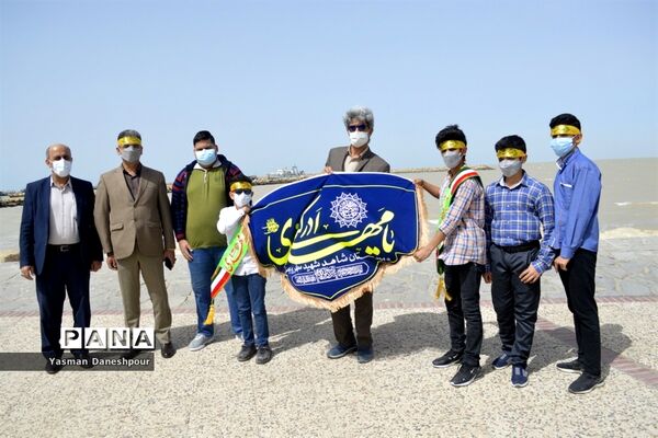 پیاده‌روی دانش‌آموزی مهدی یاوران مدارس بوشهر