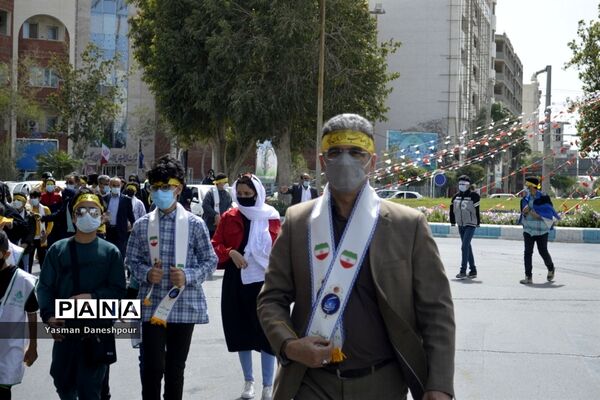 پیاده‌روی دانش‌آموزی مهدی یاوران مدارس بوشهر