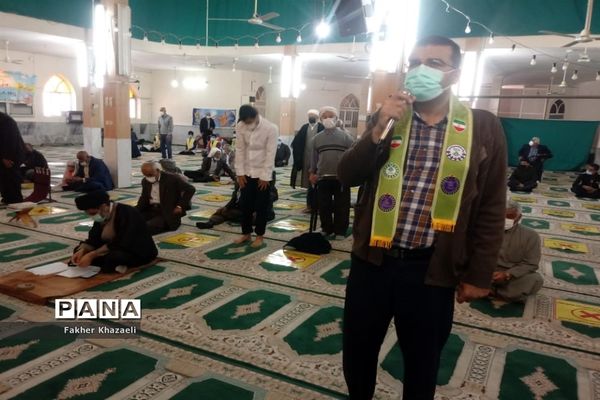 حضور مهدی یاوران در نمازجمعه هندیجان