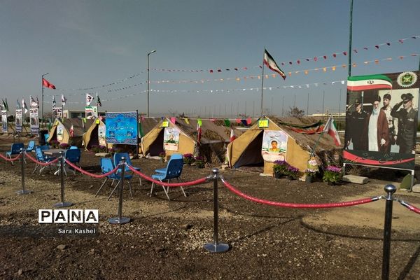 ارائه خدمات و اسکان موقت مسافران نوروزی توسط ارتش