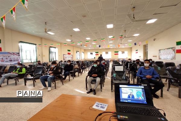 عکس‌های برگزیده آموزش دانش‌آموز خبرنگاران در سالی که گذشت