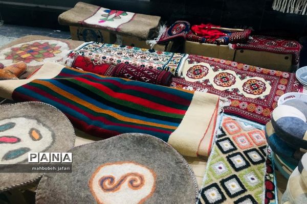 برپایی غرفه‌های فروش صنایع دستی در ساری