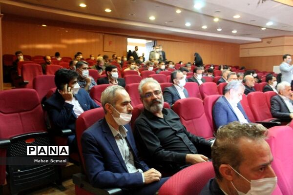 آیین تکریم و معارفه مدیر آموزش و پرورش ناحیه یک قم