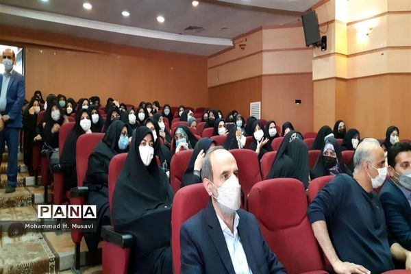 آیین تکریم و معارفه مدیر آموزش و پرورش ناحیه یک قم