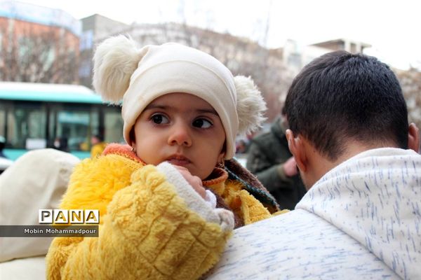 تب و تاب خرید مردم تبریز در آخرین ساعات قرن