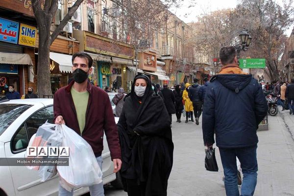 تب و تاب خرید مردم تبریز در آخرین ساعات قرن