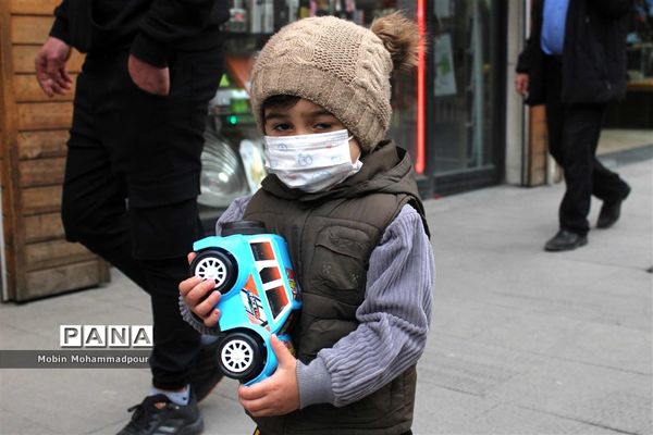 تب و تاب خرید مردم تبریز در آخرین ساعات قرن