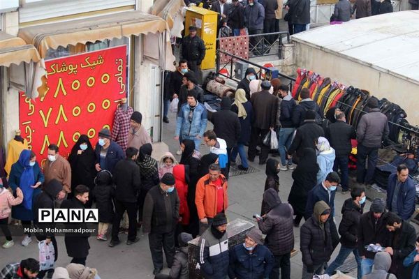 تب و تاب خرید مردم تبریز در آخرین ساعات قرن