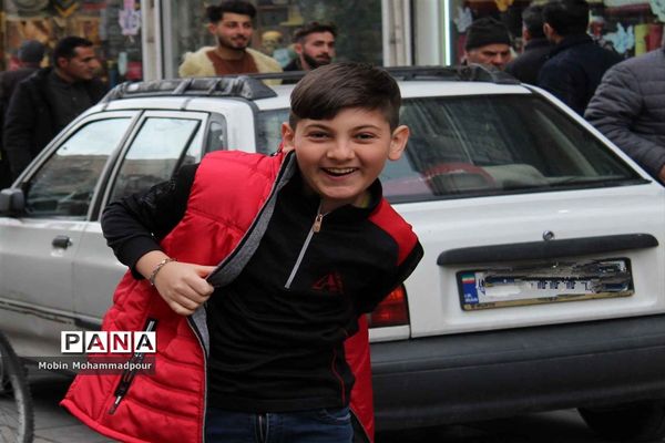 تب و تاب خرید مردم تبریز در آخرین ساعات قرن