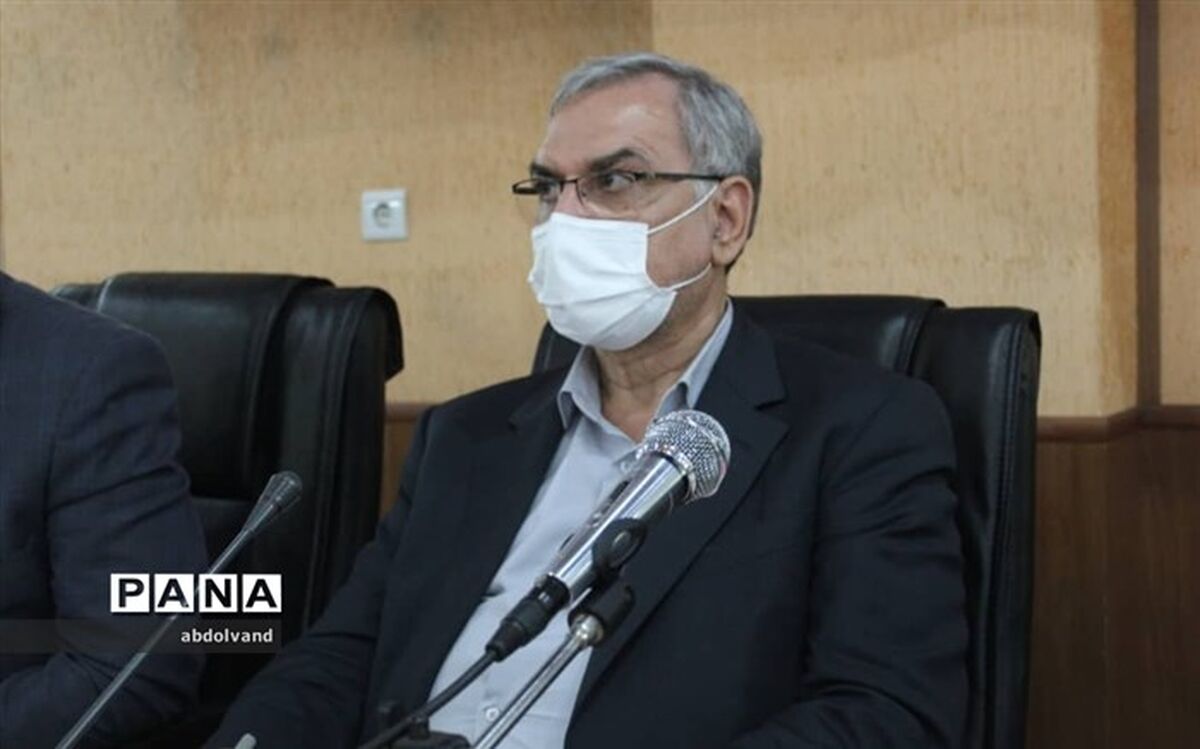 وزیر بهداشت:‌ مشهد با توجه به حجم زائران با کمبود تخت بیمارستانی مواجه است