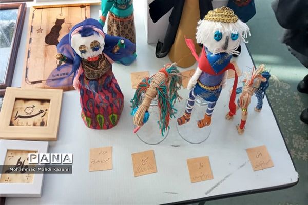 نمایشگاه آثار هنری هنرمندان سندرم‌دان