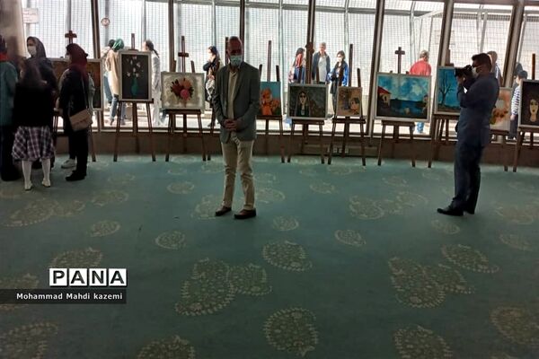 نمایشگاه آثار هنری هنرمندان سندرم‌دان