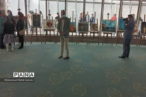 نمایشگاه آثار هنری هنرمندان سندرم‌دان