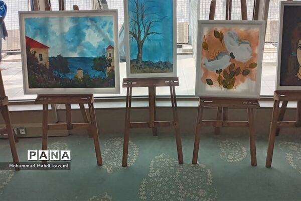 نمایشگاه آثار هنری هنرمندان سندرم‌دان