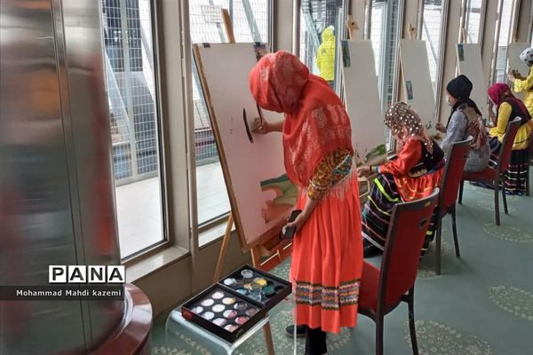 نمایشگاه آثار هنری هنرمندان سندرم‌دان